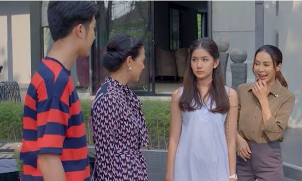 Chê dâu trưởng ít học, mẹ chồng chỉ tự hào dâu thứ thạc sĩ nhưng 5 năm sau tôi nuôi cả nhà chồng