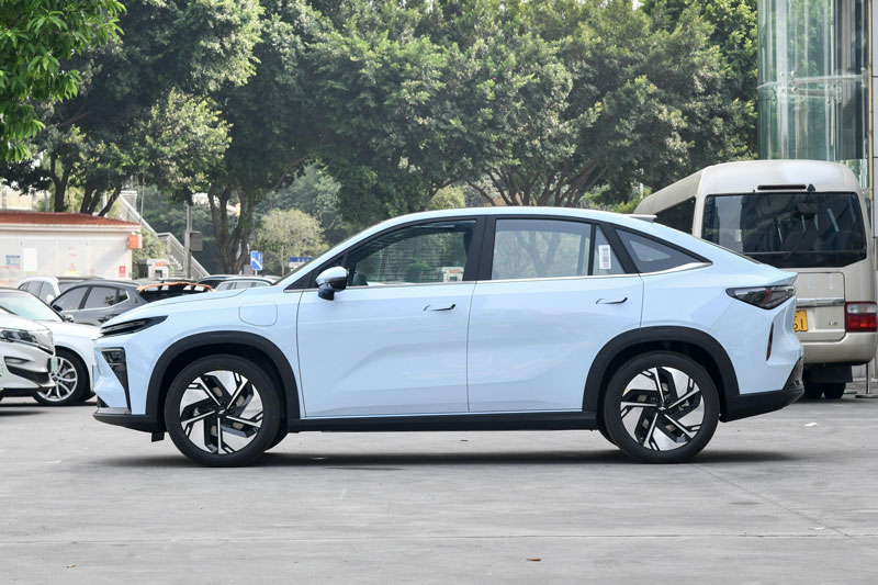 Xe điện công suất 245 mã lực, phạm vi hoạt động 605 km, giá rẻ bất ngờ