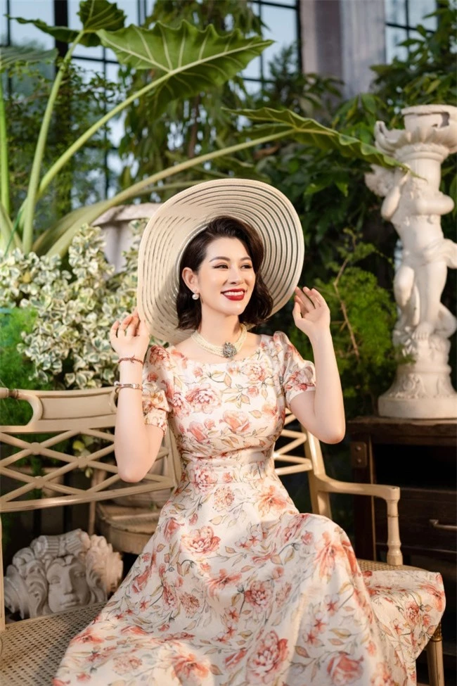 Gái Tuyên Quang &#34;cắm sừng&#34; Việt Anh trên sóng VTV: U40 vẫn đẹp trong veo, hôn nhân cực kỳ kín tiếng - 7