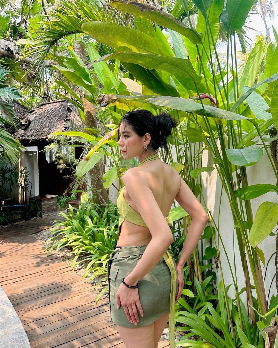 Người mẫu cao 1,8 m đăng quang Hoa hậu Hoàn vũ Myanmar ảnh 25