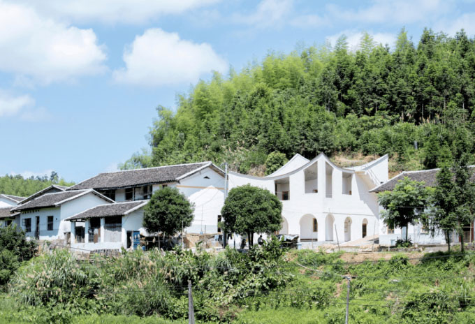 8X bỏ phố về quê: Xây nhà 3 tỷ sống cùng bố mẹ, kết thúc 20 năm chật vật bon chen nơi đất khách quê người