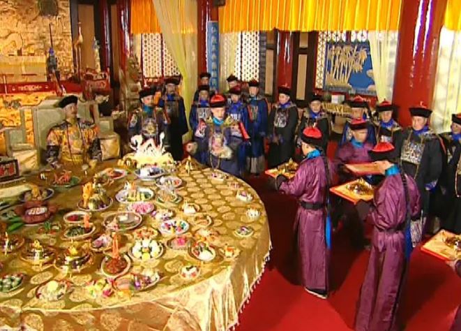 Bữa tiệc Mãn Hán toàn tịch của hoàng đế nhà Thanh xa hoa tới cỡ nào?