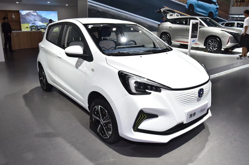 Changan E-Star.