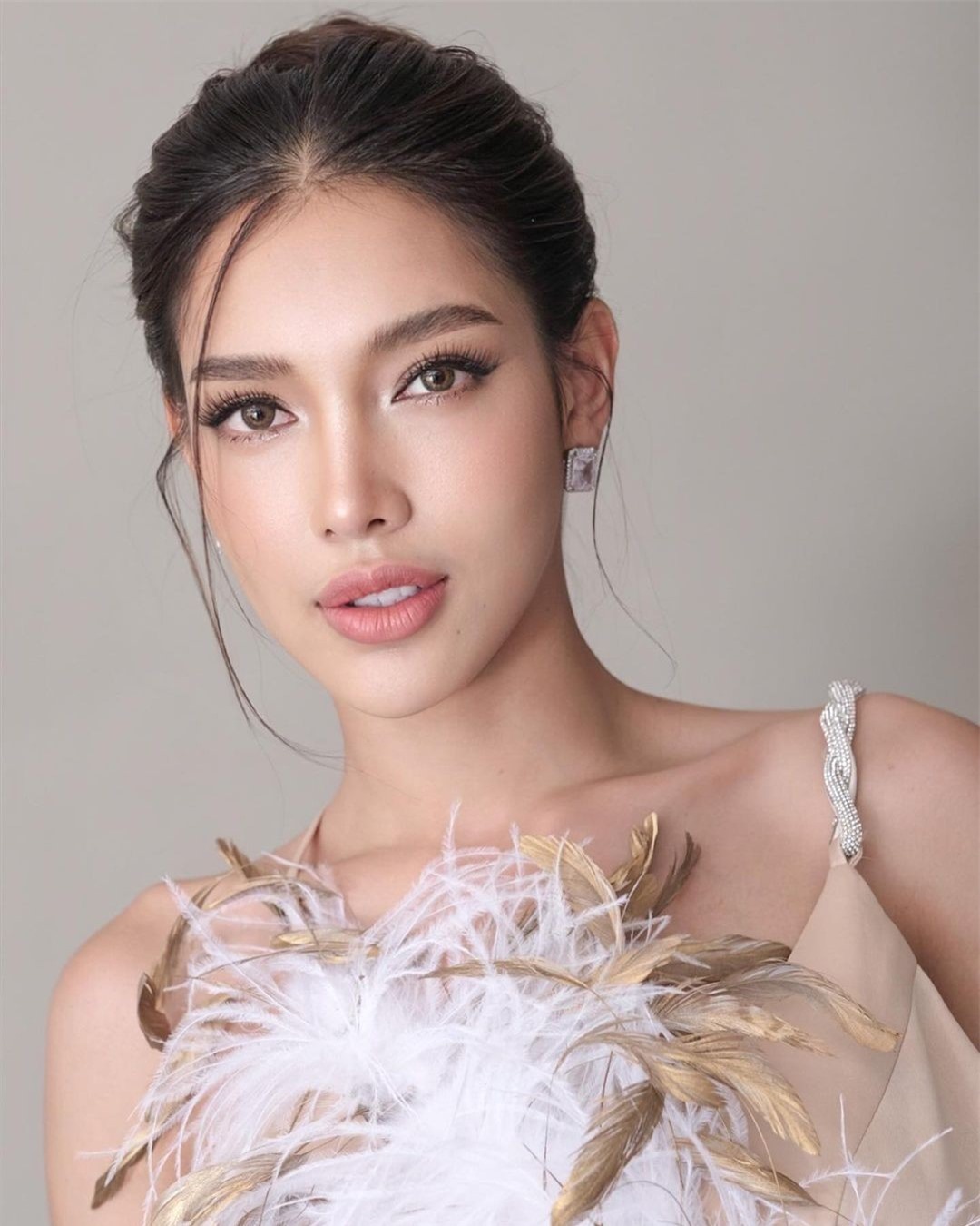 Nhan sắc đối thủ của Ngọc Hằng ở Hoa hậu Liên lục địa được khen ngợi ảnh 3