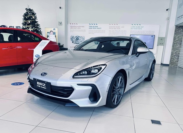 Giá xe Subaru BRZ chạm đáy mới, giảm gần 300 triệu, xe chơi đáng mua nhất tầm giá 1,6 tỷ
