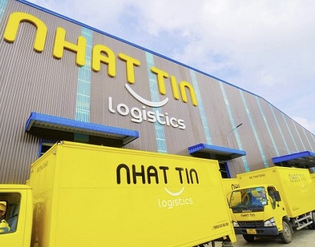 Hai nhân viên công ty giao hàng Nhất Tín Logistics tham ô 2,3 tỷ đồng