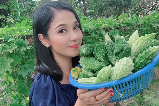 Hai mỹ nhân tên "Trinh" bỏ phố về quê, sống bình dị, vui thú điền viên sau những sóng gió cuộc đời