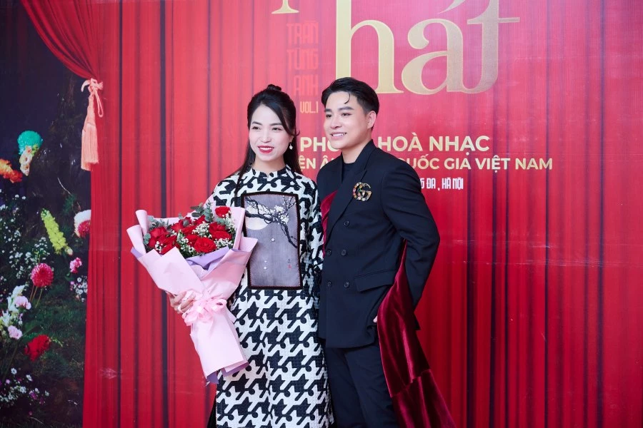 Ca sĩ Hồng Duyên Ca sĩ Hồng Duyên