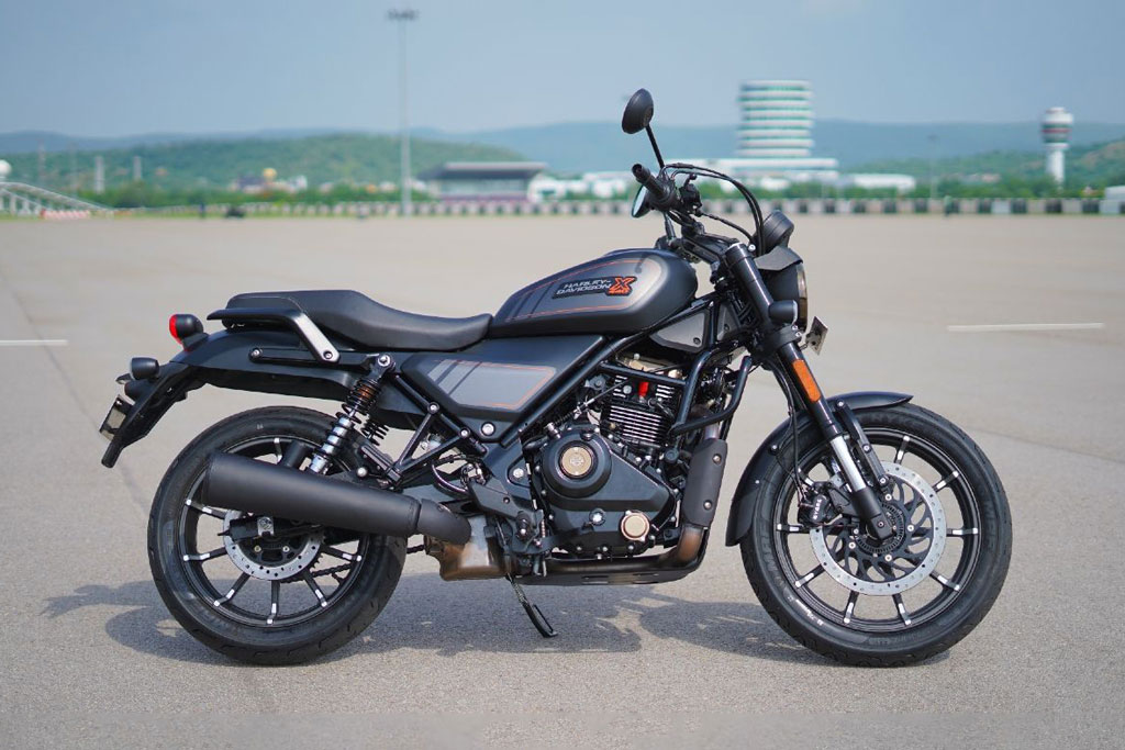 CLIP: Cận cảnh môtô rẻ nhất trong lịch sử Harley-Davidson 