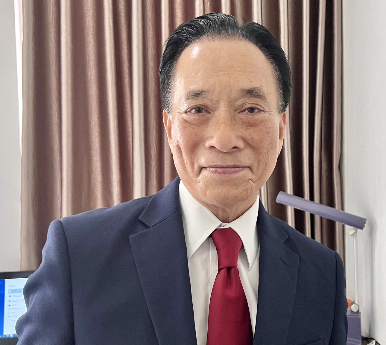 Chứng khoán đỏ sàn, chuyên gia lý giải ra sao?