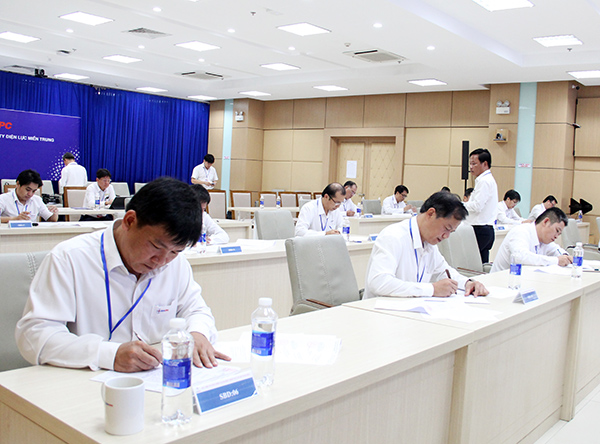 Điện lực miền Trung: Lần thứ 6 tổ chức thi tuyển Phó Giám đốc đơn vị cấp 3