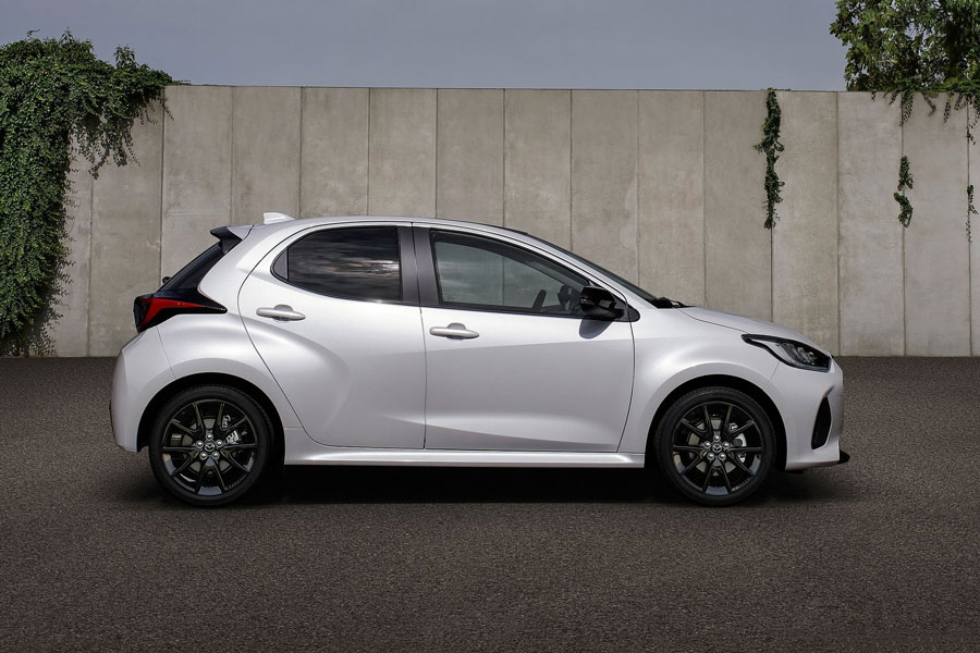 Mazda2 Hybrid 2024 ra mắt: Diện mạo mới, siêu tiết kiệm xăng