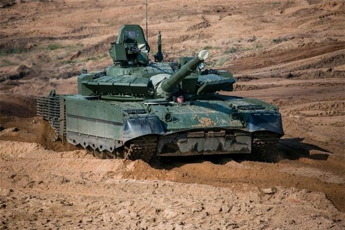 Việc sản xuất xe tăng T-80 mới theo cấu hình T-80BVM hiện tại bị nhận xét là không tối ưu, đặc biệt khi không gian trống trong tháp pháo đã đến giới hạn cuối cùng, hạn chế đáng kể nhận thêm khí tài mới.