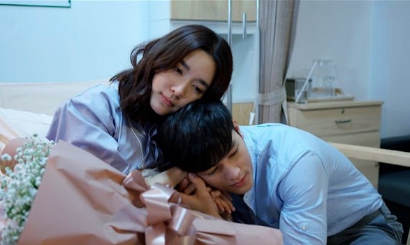 Đêm nào vợ cũng ôm chiếc áo sơ sinh ngồi ngơ ngẩn, tôi thắt lòng nhận ra sai lầm của mình