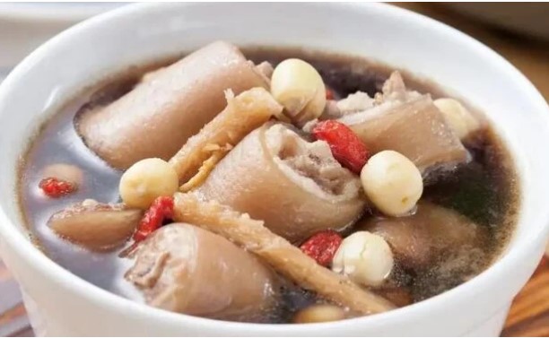 Bộ phận bổ nhất của con lợn giàu protein gấp 2 lần thịt, nhiều canxi hơn xương sườn, thêm collagen ngăn ngừa lão hóa