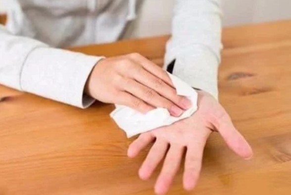 4 bộ phận đổ nhiều mồ hôi cần lưu ý