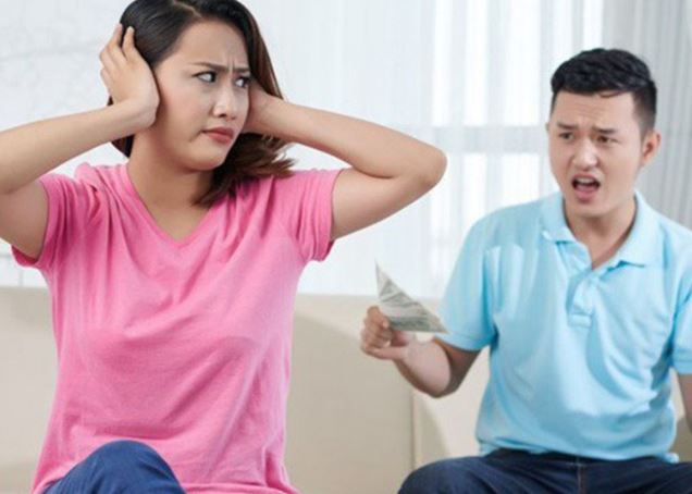 Vợ xấu hổ vì lần nào đi khám thai chồng cũng thốt lên “làm gì mà đắt thế”