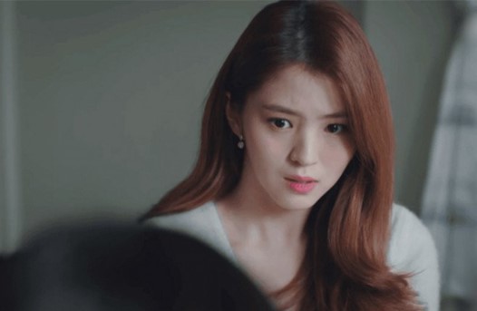 Lúc hôn mê chị dâu vẫn dúi vào tay tôi mẩu giấy bảo: Tìm bằng được người này!