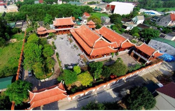 Biệt phủ gỗ trăm tỷ ở Nghệ An: Rộng 4000m2, xây bằng loạt gỗ quý ở Việt Nam trong 5 năm