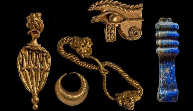 Phát hiện “kho báu” ngoài khơi Ai Cập