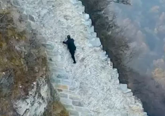 Đoạn đường nguy hiểm nhất trên Vạn Lý Trường Thành, chỉ những người gan dạ mới dám chinh phục