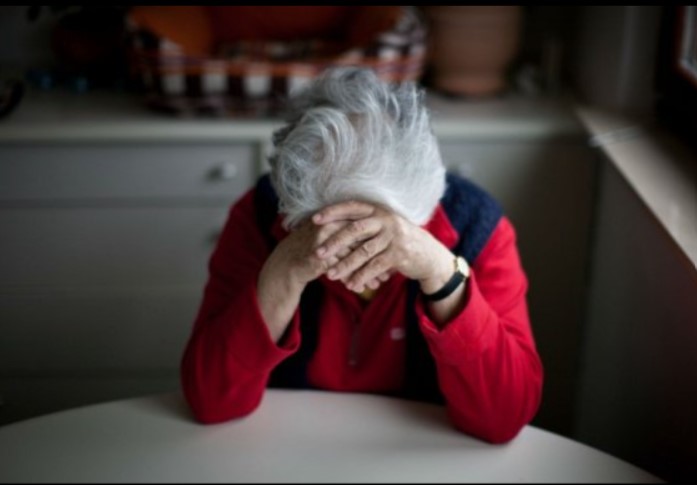 Chồng mất 7 ngày vợ liền bỏ 2 con đi tái hôn, 30 năm sau phải chịu cảnh trái ngang