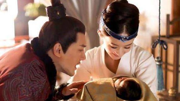 Tại sao hoàng đế xưa không để phi tần cho hoàng tử bú sữa mà phải nhờ vú nuôi, hóa ra cũng vì sự ích kỷ của vua