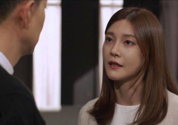 Vợ đòi ly hôn vì chồng ép về ngoại xin tiền, hành động của người chồng càng phẫn nộ