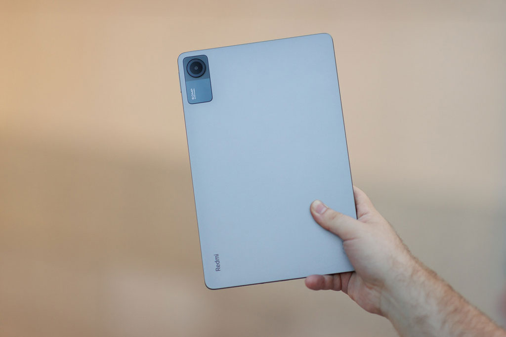 Máy tính bảng Pin 8.000 mAh, RAM 6 GB, giá 4,99 triệu đồng tại Việt Nam