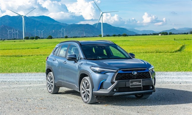 Dàn xe gầm cao hybrid nổi bật tại thị trường Việt ảnh 4