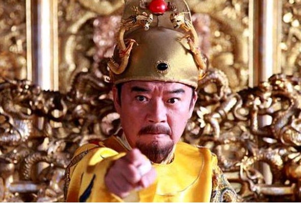 Chu Nguyên Chương giết 150.000 tham quan, càng xử càng xuất hiện nhiều, Ung Chính chỉ dùng “3 độc chiêu”, không ai dám phạm lỗi