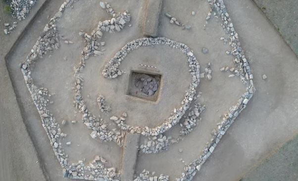 Phát hiện kim tự tháp châu Á 3.800 tuổi, hình dáng cực lạ