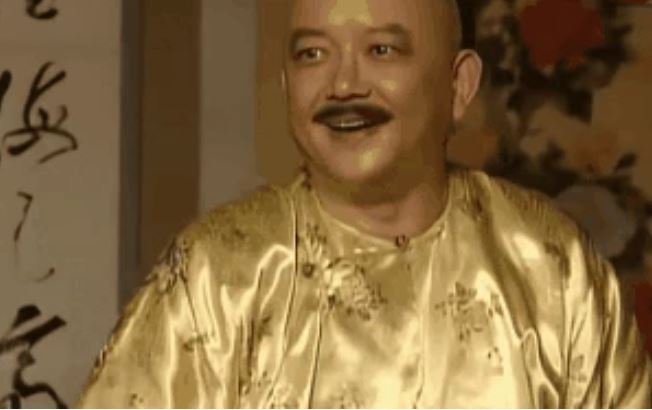 Hòa Thân rất giàu nhưng không phải tất cả từ tham nhũng