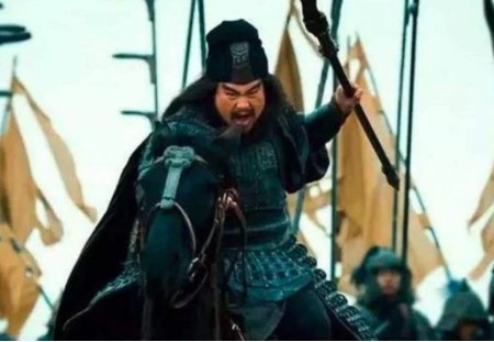 Nếu Trương Phi thay thế Triệu Vân, liệu có đột kích phá được vòng vây tại trận Trường Bản? Tào Tháo tiết lộ kết quả