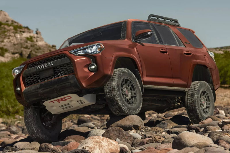 Toyota 4Runner 2024 có thêm màu sắc mới, nhiều công nghệ tiêu chuẩn