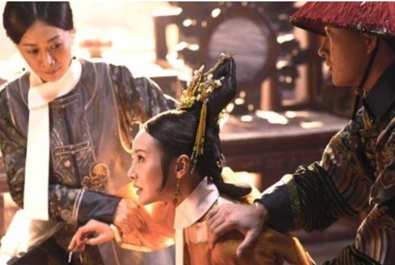 Hoàng đế sẽ xử trí phi tần 'cắm sừng' mình ra sao? Đày vào lãnh cung là còn nhẹ