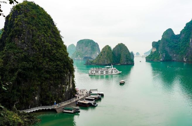 Ngất ngây trước “tuyệt tác” Di sản Thiên nhiên Thế giới mới: Vịnh Hạ Long - quần đảo Cát Bà