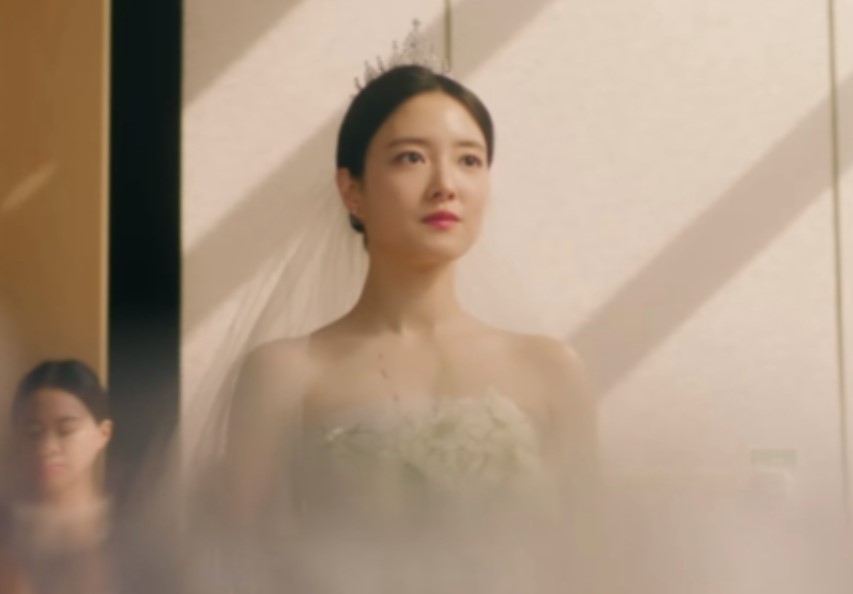 Màn ảnh Hàn lại có một mỹ nhân cổ trang đẹp xuất sắc, cảnh khóc bi thương khiến netizen nghẹn lòng