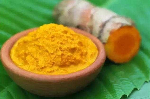 6 mẹo hay với tinh bột nghệ, bạn đã biết?