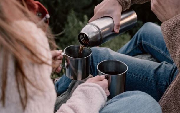 Mẹo làm sạch mùi hôi bình giữ nhiệt