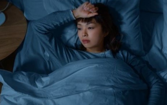 Ý nghĩa của việc thức dậy lúc 1, 2 giờ; đặc biệt từ 3 đến 5 giờ sáng có thể là dấu hiệu của sự thức tỉnh tâm linh