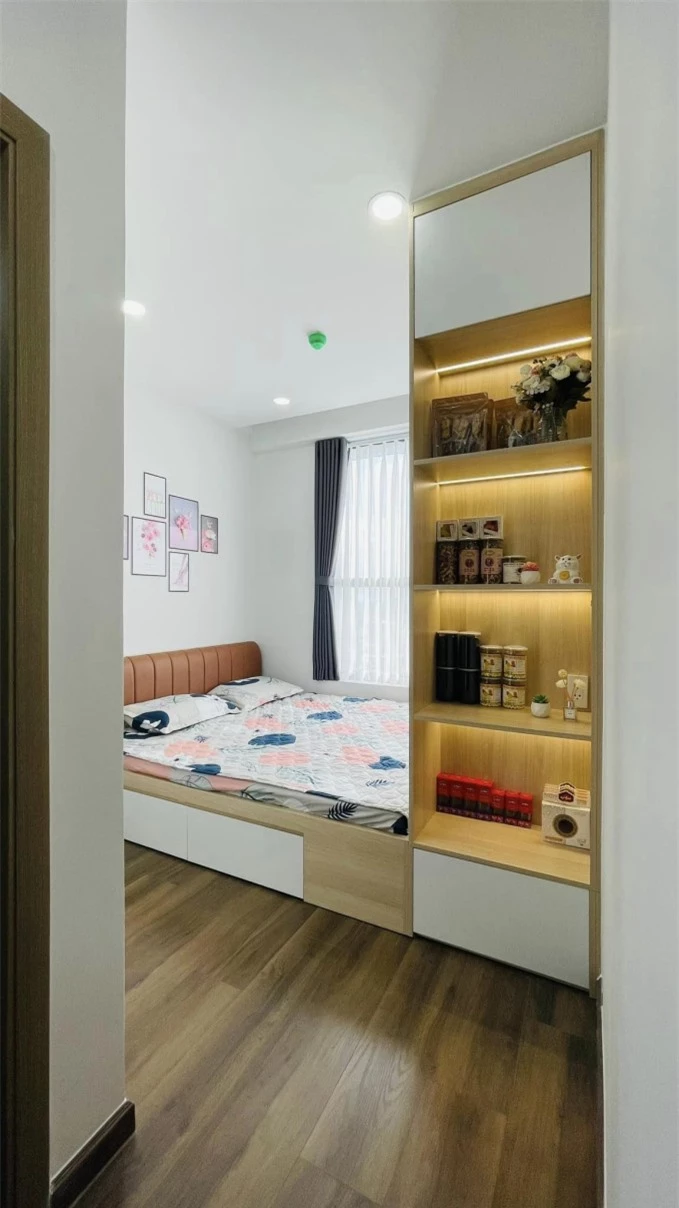 Căn nhà có 2 phòng ngủ với diện tích nhỏ gọn, đủ dùng.