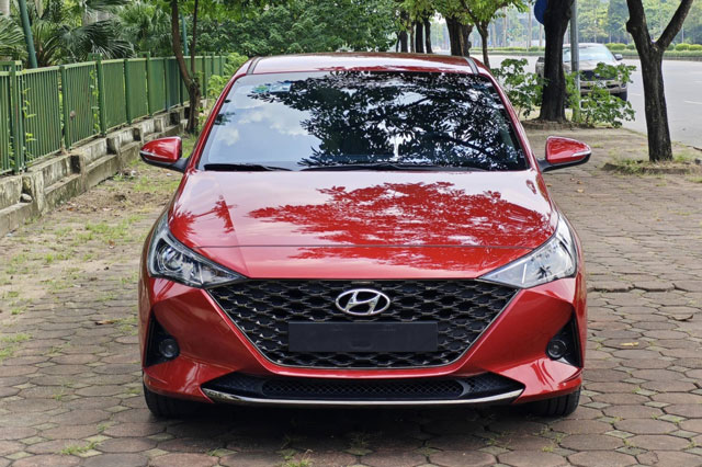 Ngỡ ngàng giá bán của Hyundai Accent cũ sau 1 năm lăn bánh