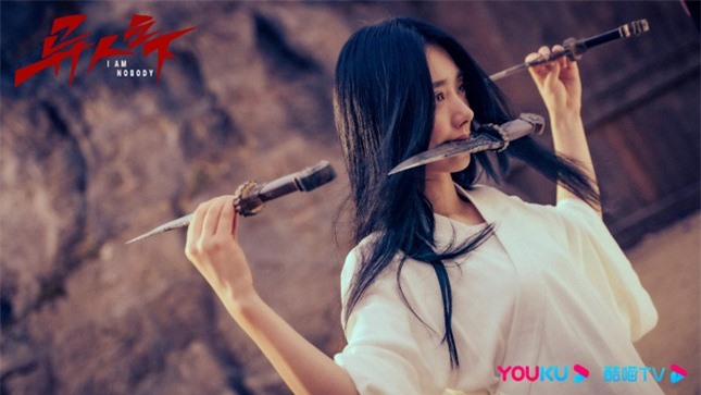 Mỹ nhân 10X gây ấn tượng với vai dị nhân giỏi võ ảnh 1