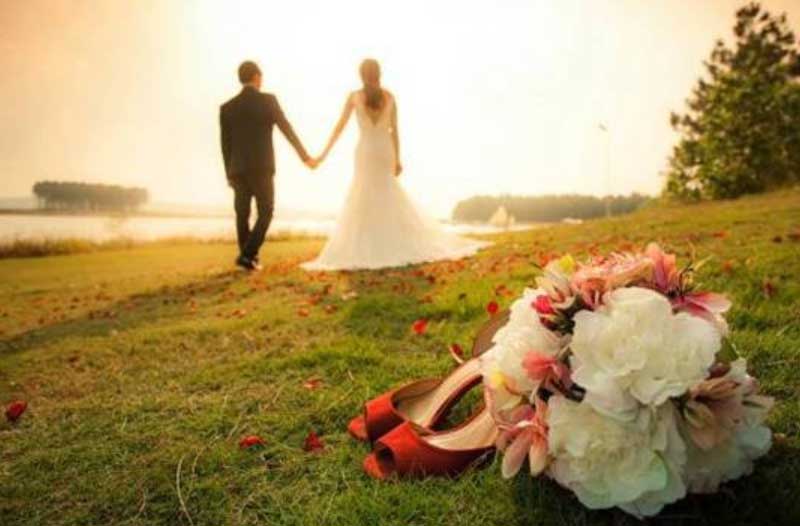 Cãi lời bố mẹ lấy anh thợ xây, tôi không ngờ mình vớ được đại gia