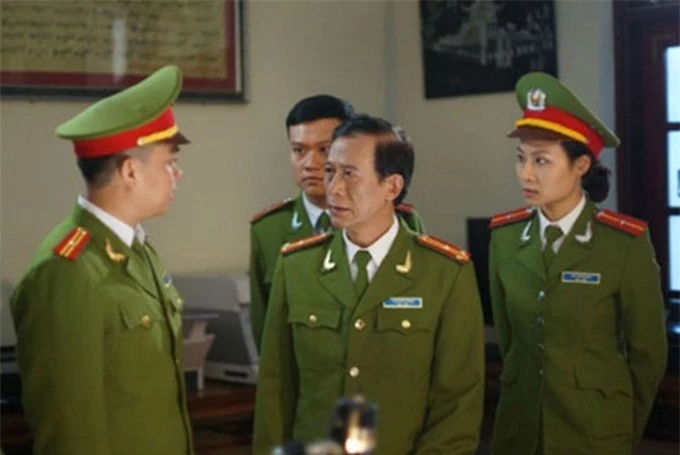 Nghệ sĩ Văn Báu được xem là một trong những nam diễn viên vào vai công an nhiều nhất màn ảnh Việt