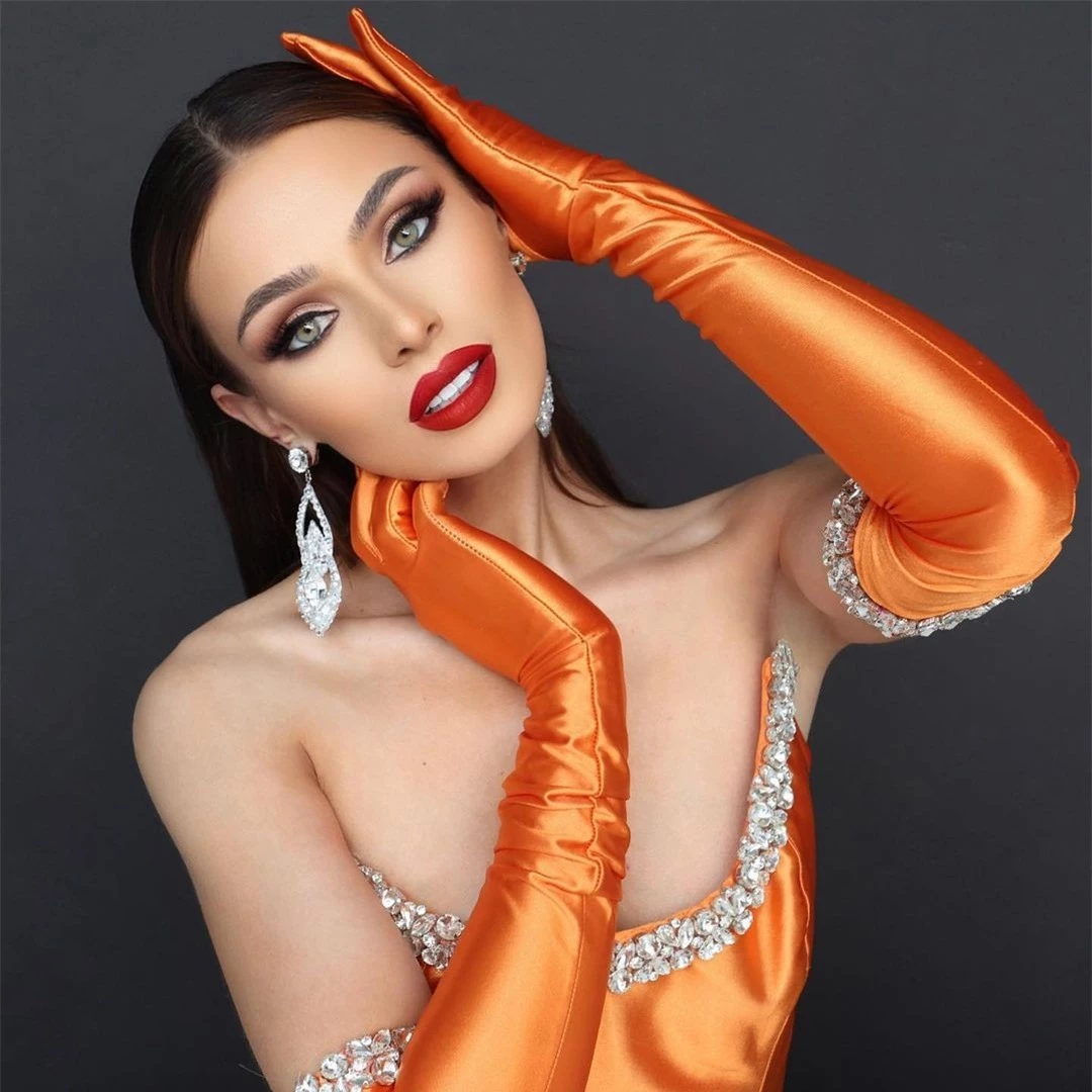 Nhan sắc người đẹp gốc Venezuela đăng quang Hoa hậu Mỹ ảnh 15