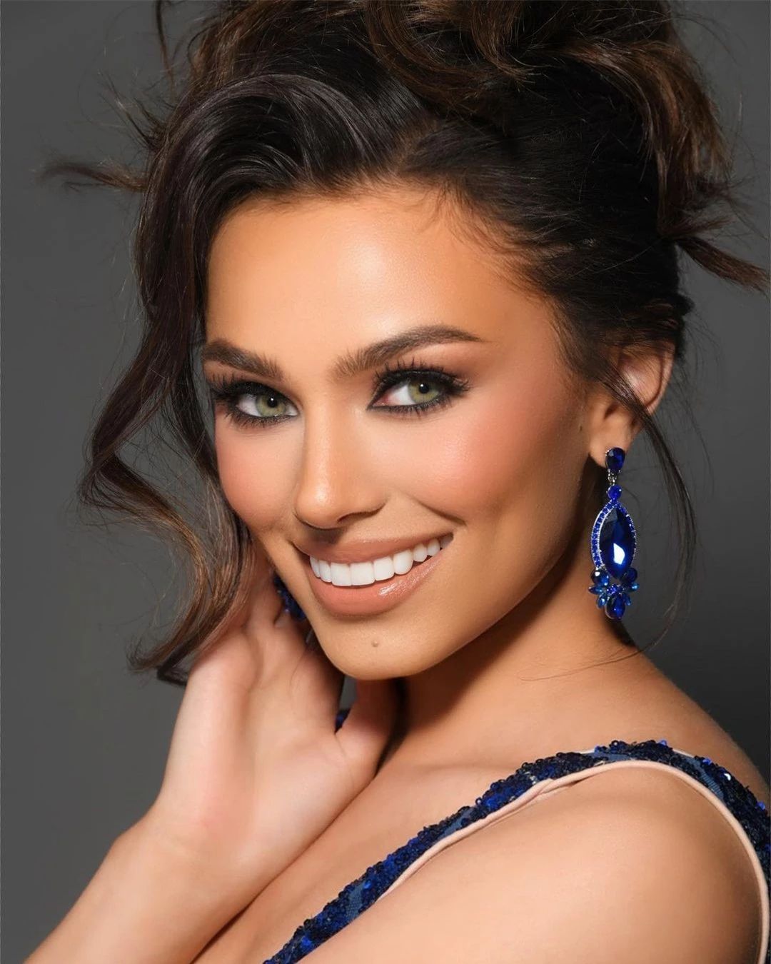 Nhan sắc người đẹp gốc Venezuela đăng quang Hoa hậu Mỹ ảnh 3