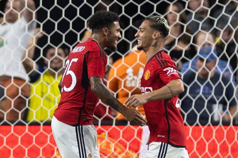 Top 10 cầu thủ giảm giá mạnh nhất Premier League: Man Utd chiếm số đông