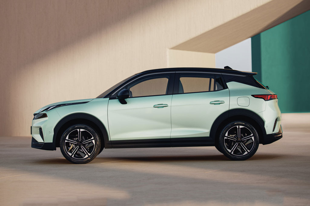 Hãng xe sắp vào Việt Nam ra mắt SUV công suất 299 mã lực, siêu tiết kiệm xăng, giá gần 600 triệu